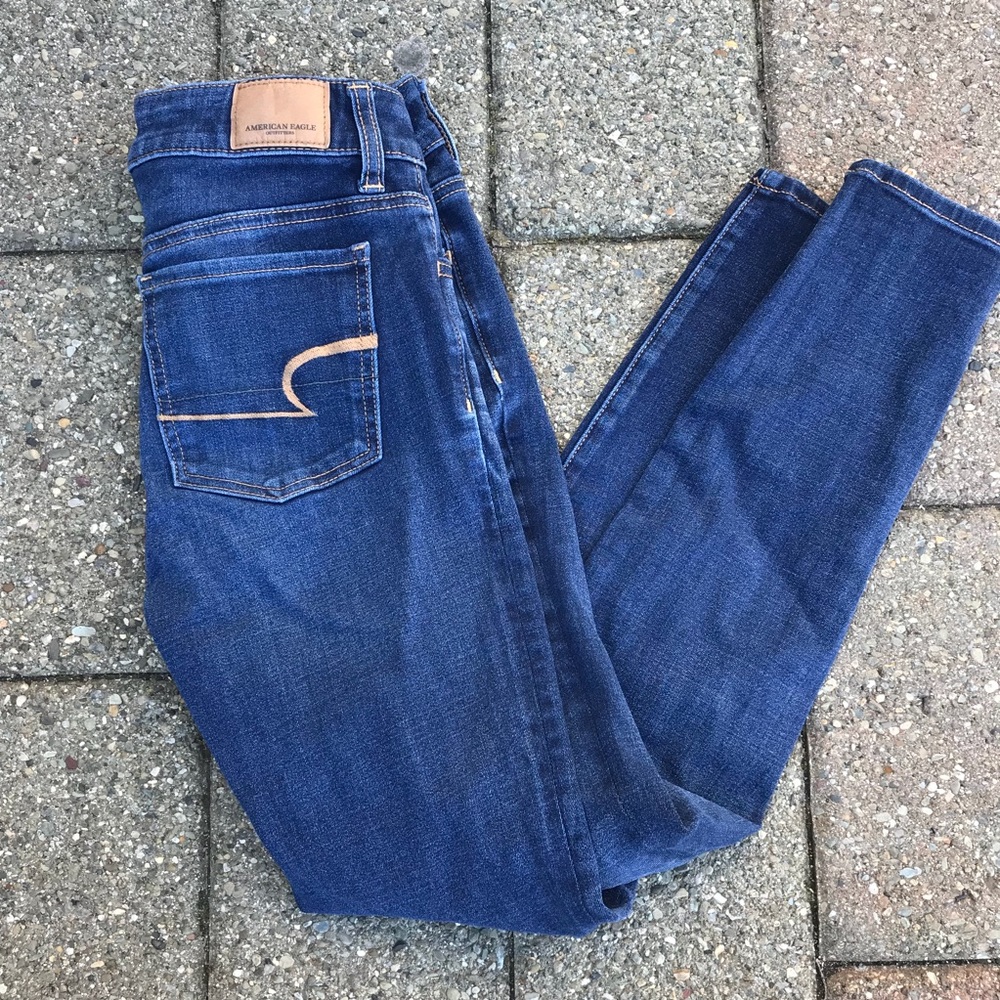 🐰 American Eagle Denim Jeans 👖